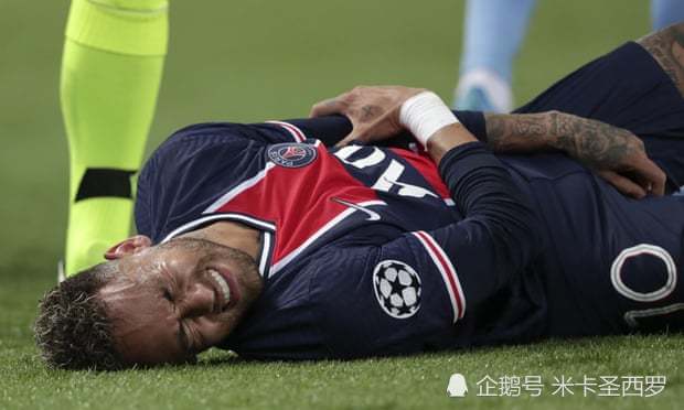 包含拳击淘汰赛上演强强对话，剑门貔貅队大胜荆楚灰熊队，战术调整见效；临场应变见真章的词条-爱游戏平台下载